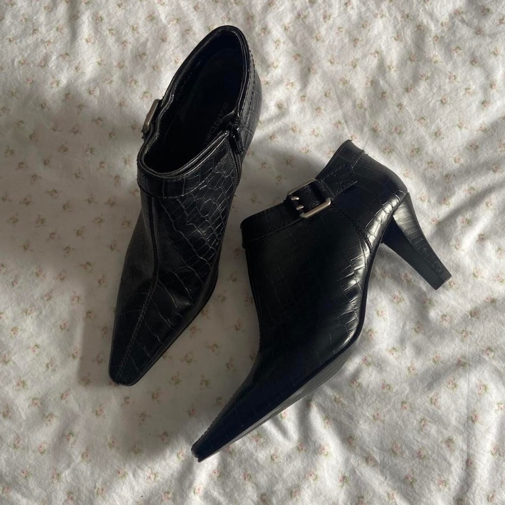y2k bandolino leather booties 🖤